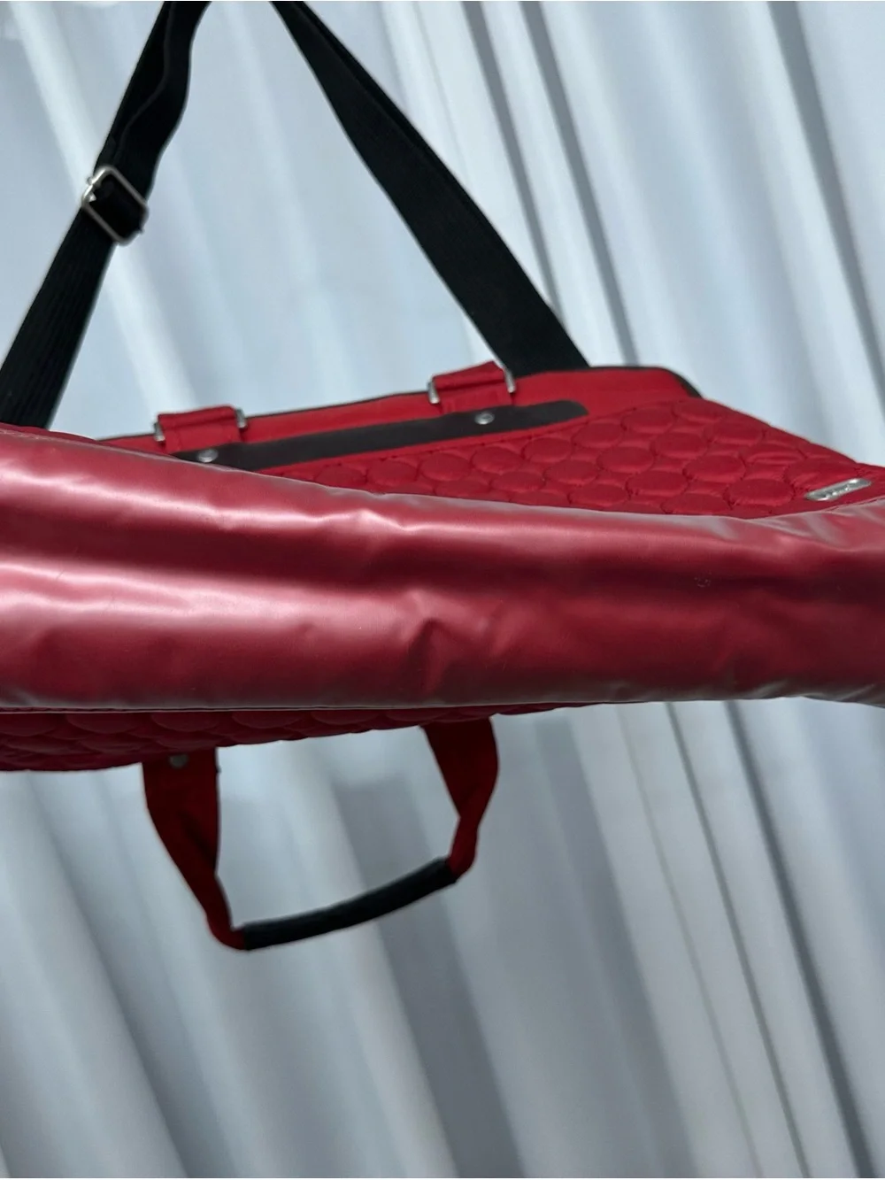 lug canter collection Red Quilted Laptop messenger Bag